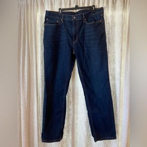 Men’s Levi 541 like new.  Only worn once.